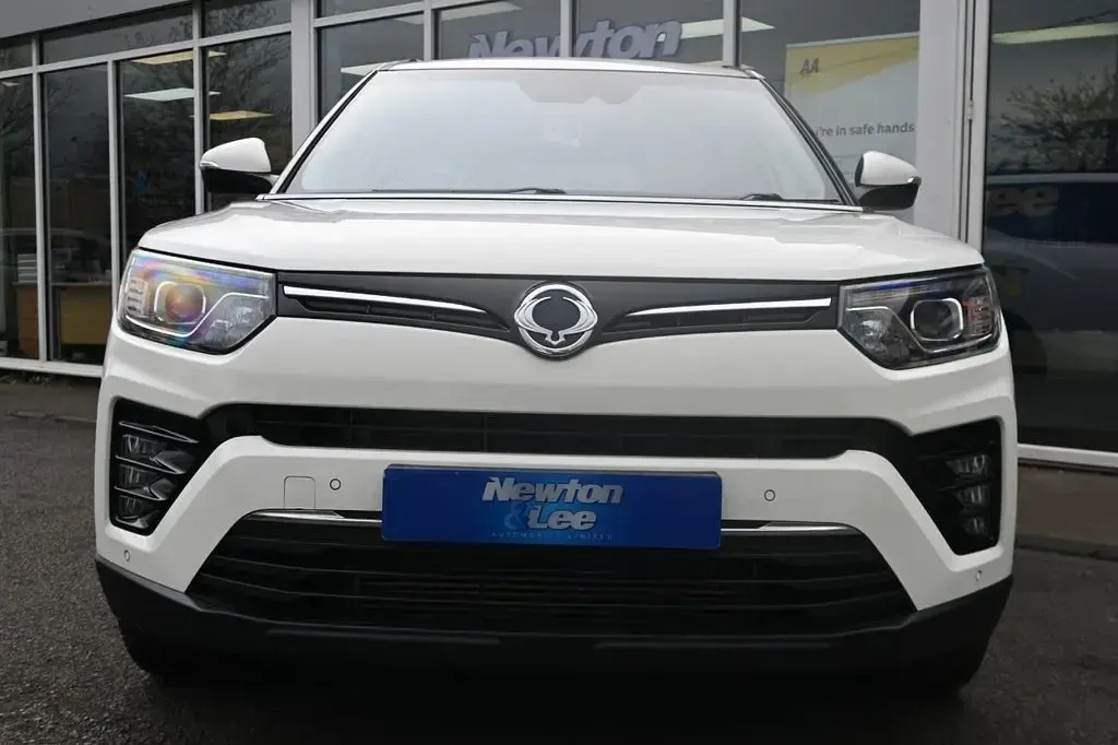 Used SsangYong Tivoli 136 HP (100 kW) 2021 White SUV