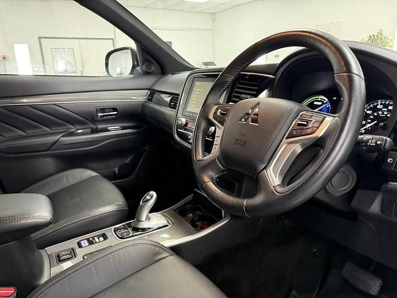 Used Mitsubishi Outlander 2019 Grey SUV