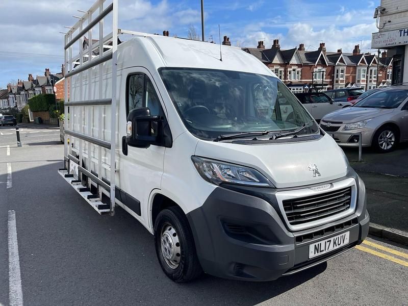 Gebraucht Peugeot Boxer 130 PS (95 kW) 2017 Weiß Van
