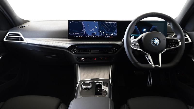 Used BMW 330e M Sport 288 HP (211 kW) 2025 Blue Estate