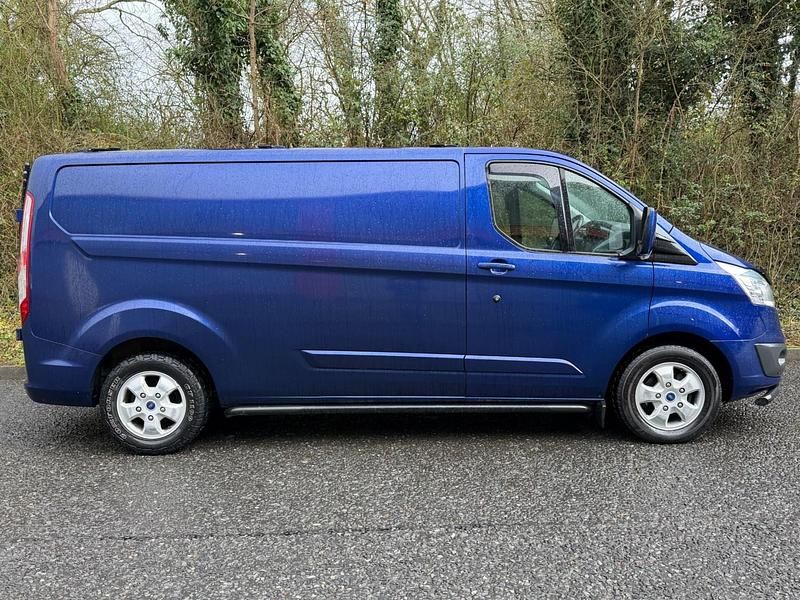 Used Ford Transit Custom Limited 155 HP (114 kW) 2016 Blue Van