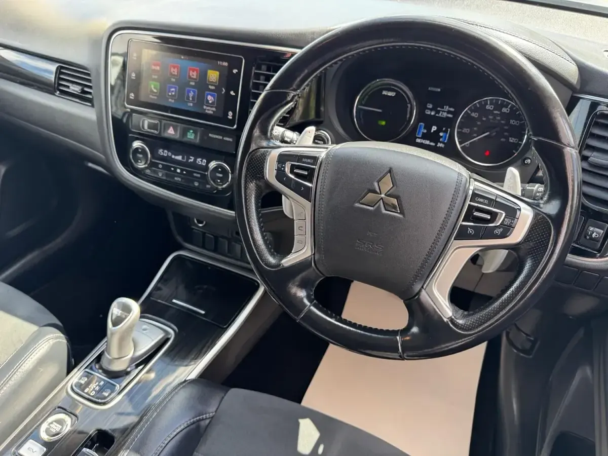 Used Mitsubishi Outlander P-HEV 2017 Silver