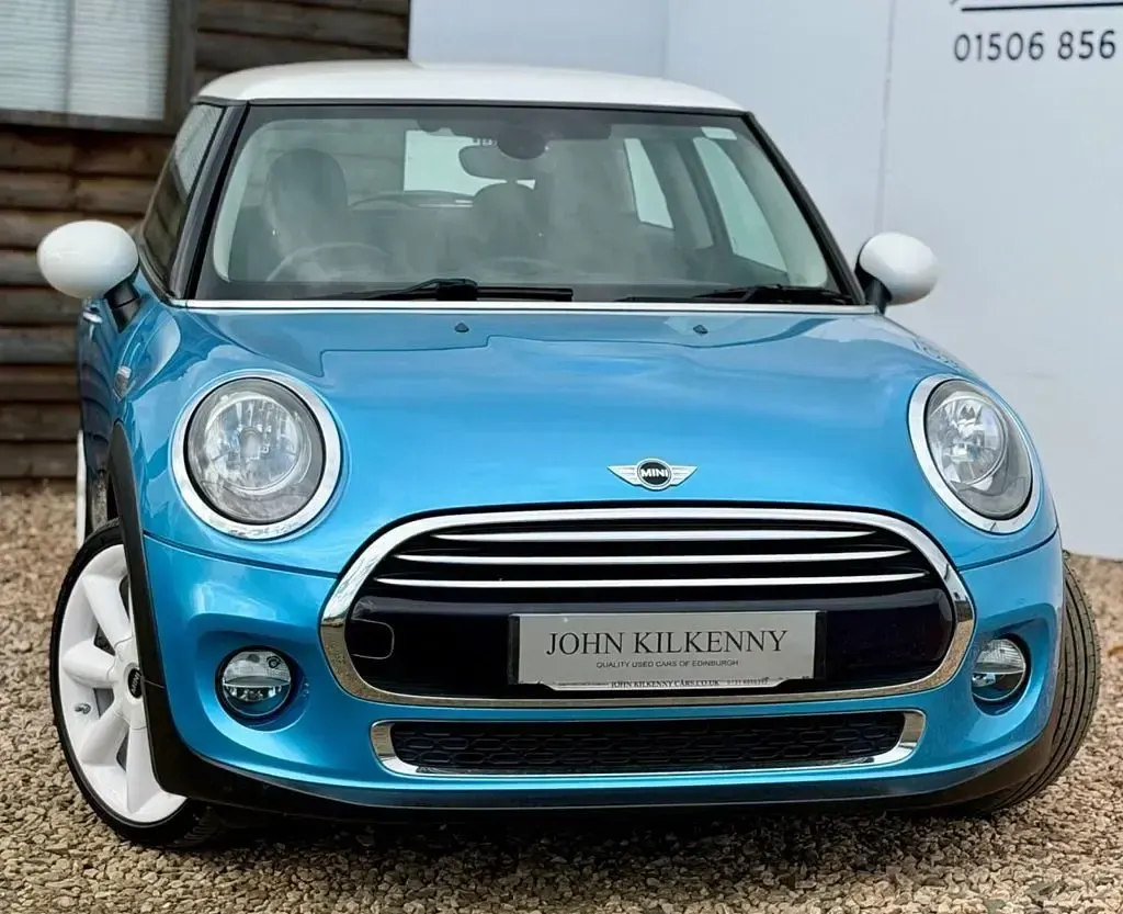 Begagnad Mini Cooper Hatch 136 HK (100 kW) 2015 Blå Halvkombi