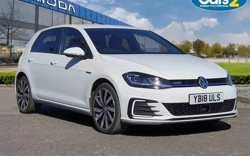 Second-hand VW Golf VII Advance 204 CP (150 kW) 2020 Hatchback