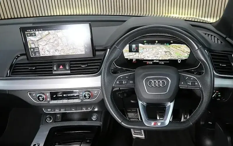 Used Audi Q5 S-Line 265 HP (194 kW) 2024 SUV