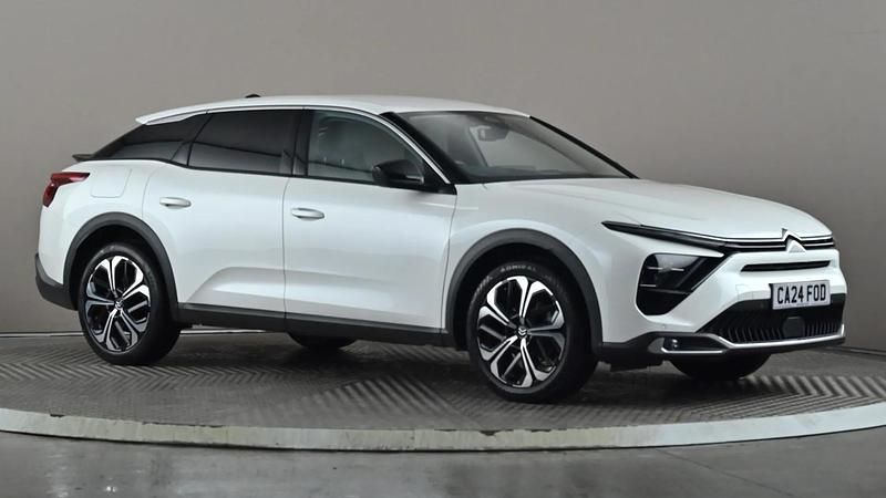 White Used 2024 Citroën C5 X PureTech Estate | £16,498 (Fair price) - Image 1/4