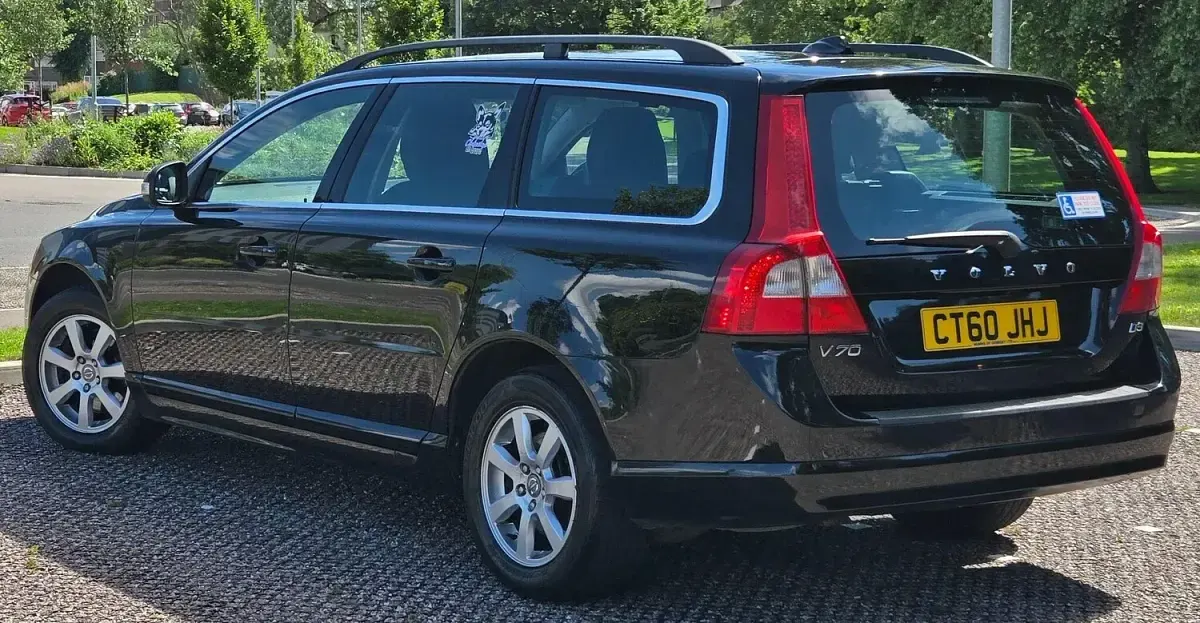 Used Volvo V70 163 HP (119 kW) 2011 Black Estate
