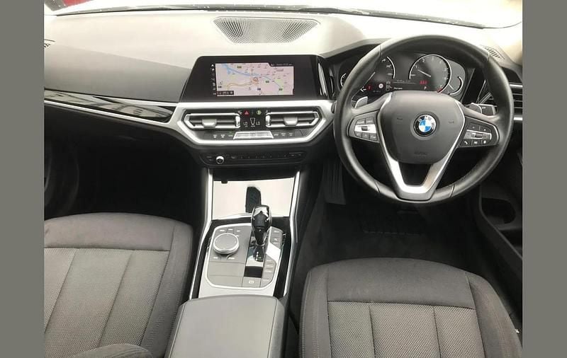 Used BMW 320 Comfort Edition 180 HP (132 kW) 2020 White Sedan