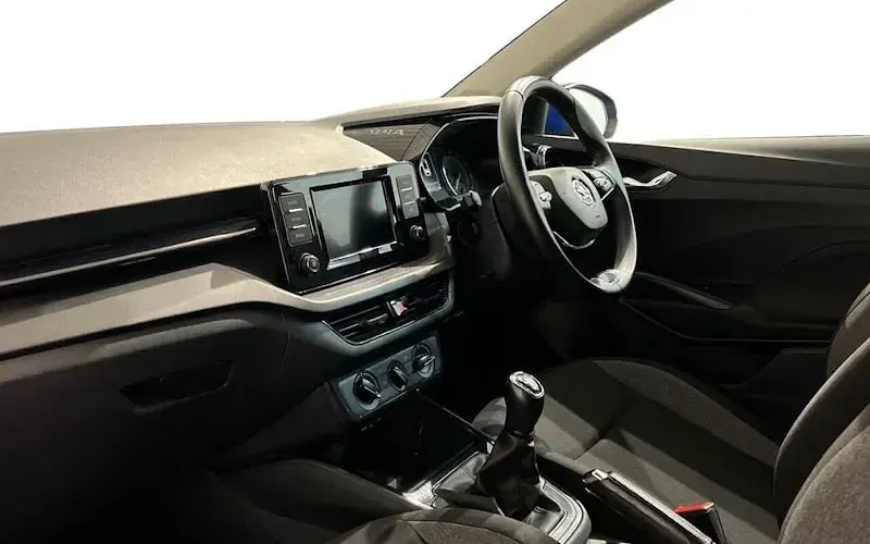 Used Skoda Fabia Comfort 80 HP (58 kW) 2022 Blue Hatchback
