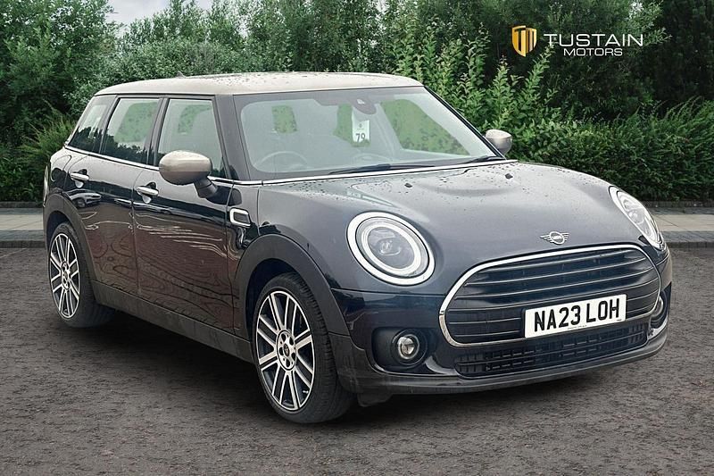 Blue/black Used 2023 Mini Cooper Clubman Exclusive Estate | £21,999 (Fair price) - Image 1/4