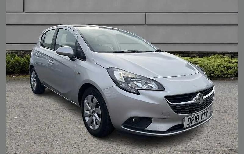 Used Vauxhall Corsa Design Edition 73 HP (53 kW) 2018 Silver Hatchback