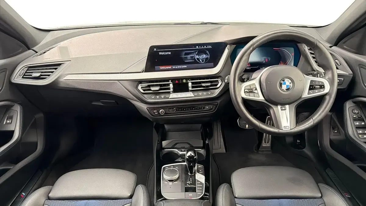 Used BMW 118 M Sport 134 HP (98 kW) 2024 White Hatchback