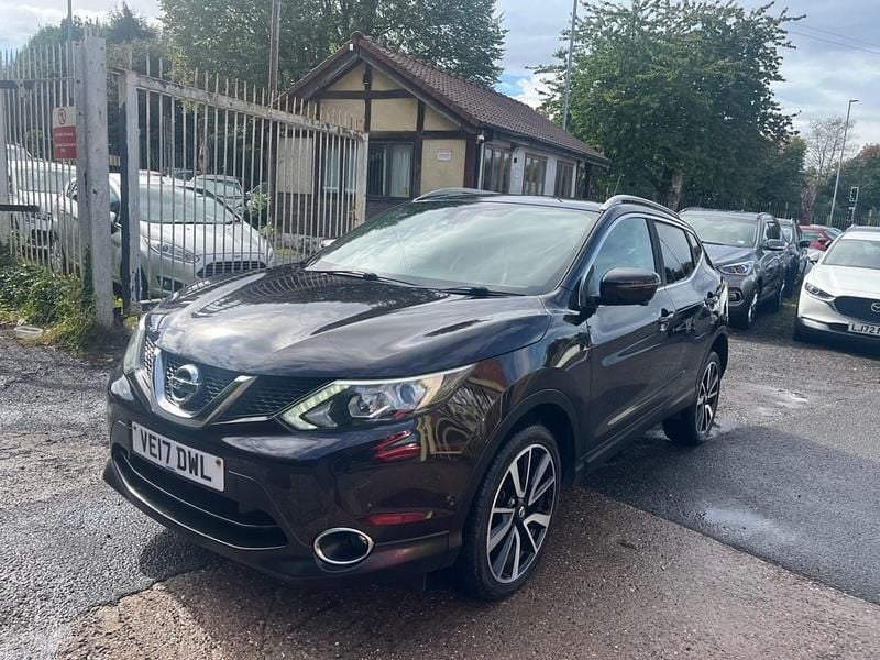 Second-hand Nissan Qashqai Tekna 130 CP (95 kW) 2017 Negru SUV