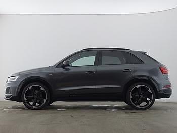 Second-hand Audi Q3 Black Edition 150 CP (110 kW) 2018 Gri SUV