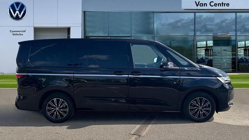 Used VW Multivan Style 218 HP (160 kW) 2024 Deep black Van