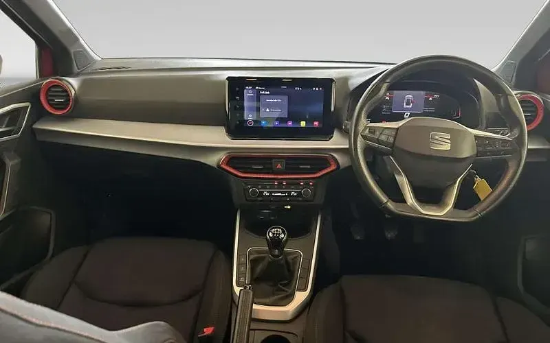 Used Seat Arona FR 110 HP (80 kW) 2023 Red SUV
