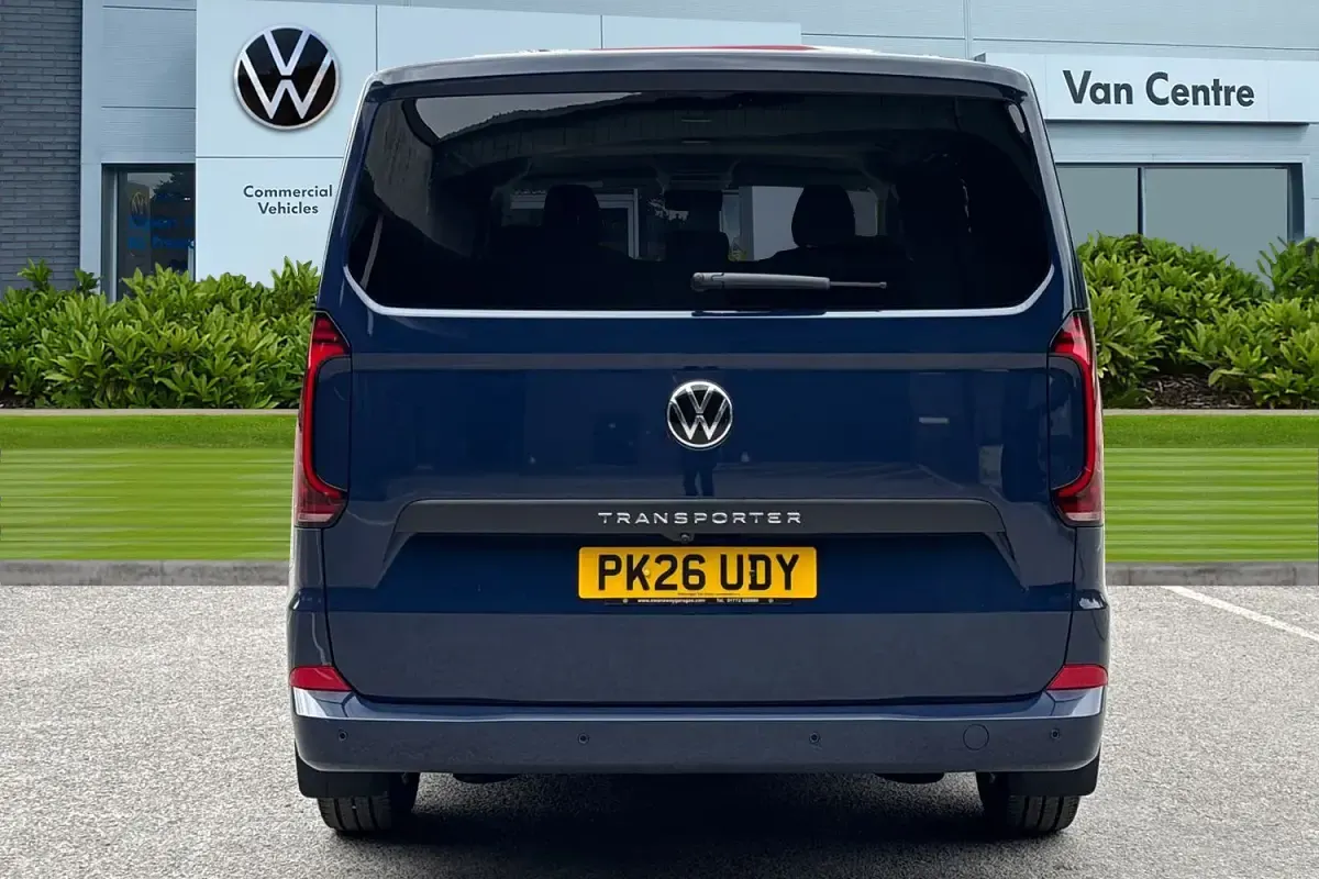 Nouă VW Transporter Pro 2026 Mov Van