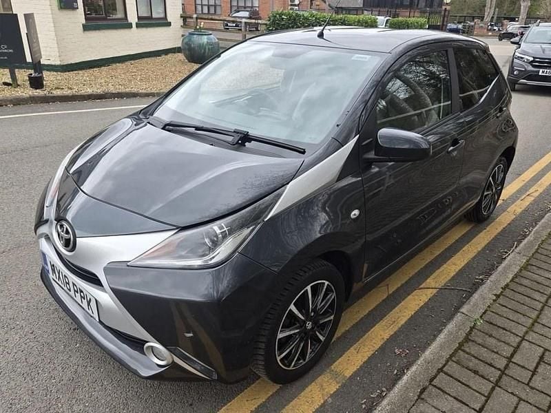 Used Toyota Aygo x-style 68 HP (50 kW) 2018 Black Hatchback