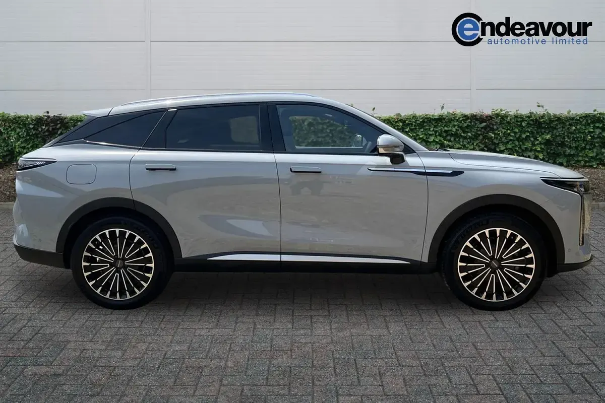 Used Omoda 9 2026 Grey SUV