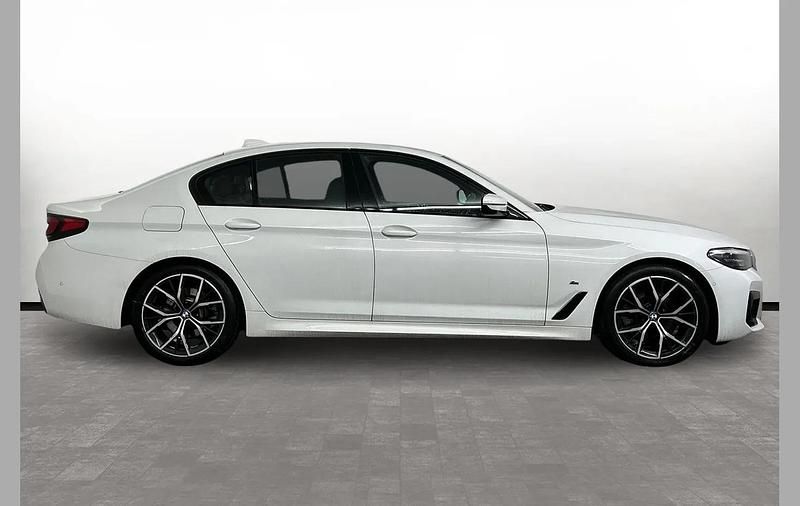 Used BMW 520 M Sport 187 HP (137 kW) 2022 White Sedan