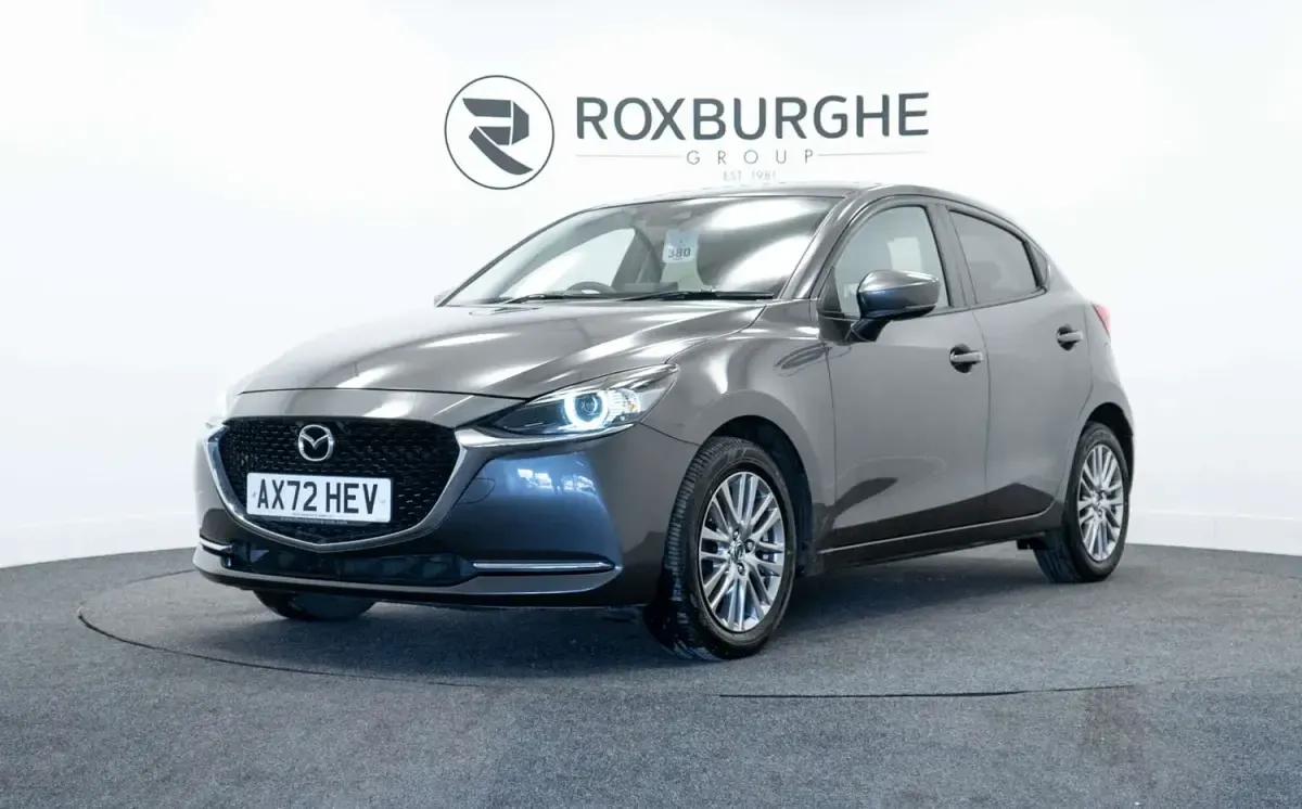 Usado Mazda 2 Inclusive 116 CV (85 kW) 2023 Gris Utilitario