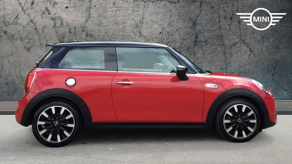 Usado Mini Cooper S Exclusive 189 CV (139 kW) 2020 Rojo Utilitario