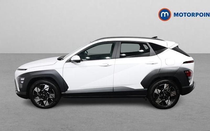 Used Hyundai Kona Ultimate 129 HP (94 kW) 2025 White SUV