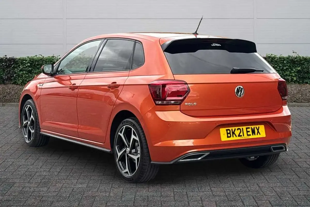Used VW Polo R-line 115 HP (84 kW) 2021 Orange Hatchback