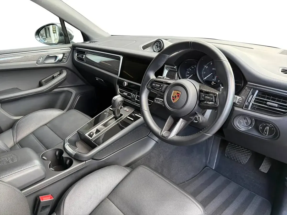 Used Porsche Macan GTS 434 HP (319 kW) 2023 Grey SUV