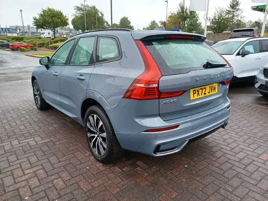 Used Volvo XC60 Plus 194 HP (142 kW) 2023 SUV