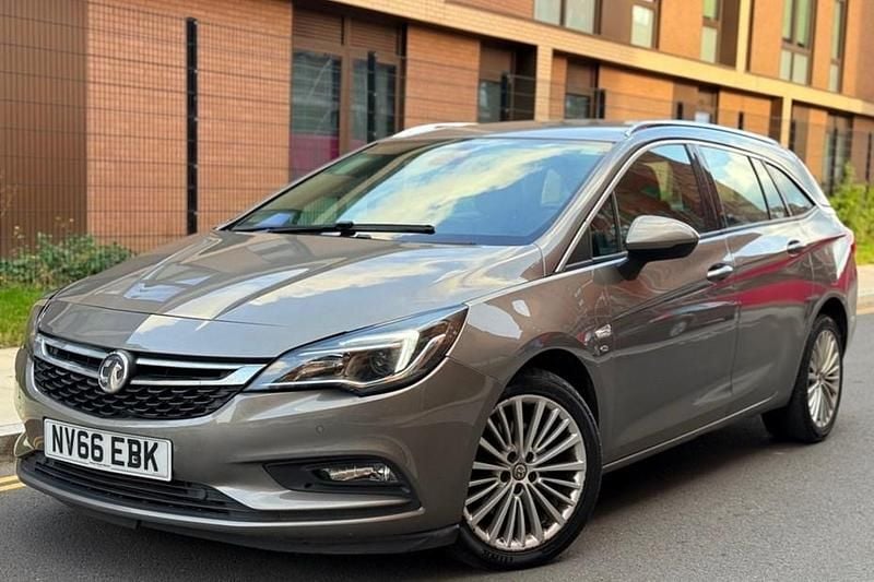 Grey Used 2016 Vauxhall Astra Elite Estate | £2,990 (Good price) - Image 1/1