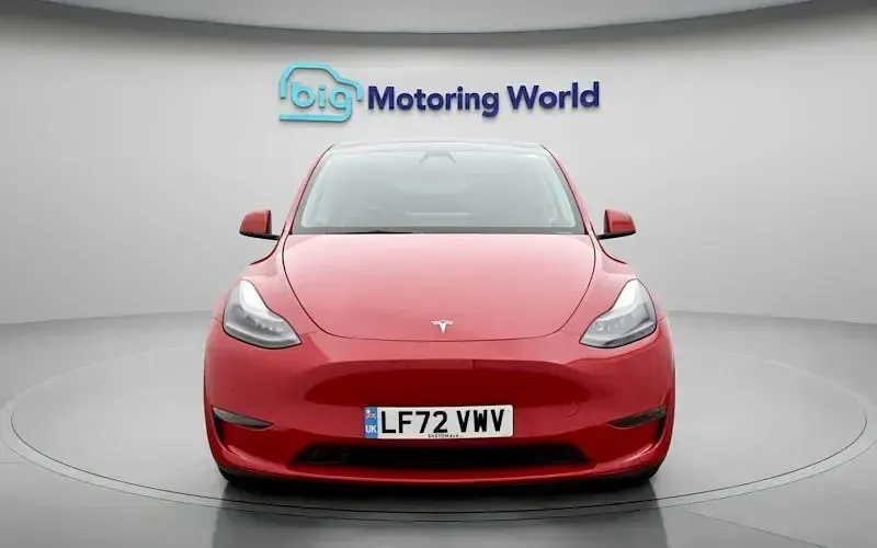 Used Tesla Model Y Long Range AWD 286 kW (389 HP) 2025 SUV