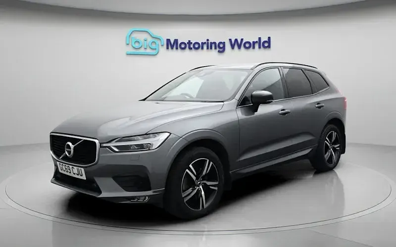 Used Volvo XC60 R-Design 250 HP (183 kW) 2019 Grey SUV