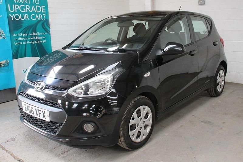 Used Hyundai i10 SE 87 HP (63 kW) 2016 Black Hatchback