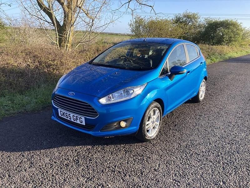 Used Ford Fiesta Zetec 2015 Blue Hatchback