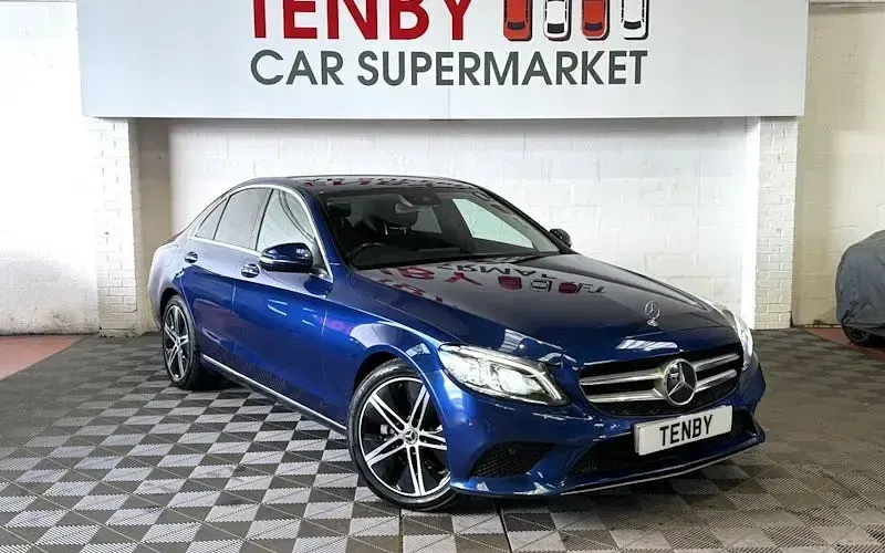 Used Mercedes C200 Premium 184 HP (135 kW) 2019 Sedan