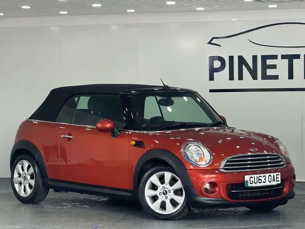 Used Mini Cooper Cabriolet 122 HP (89 kW) 2013 Orange Cabriolet