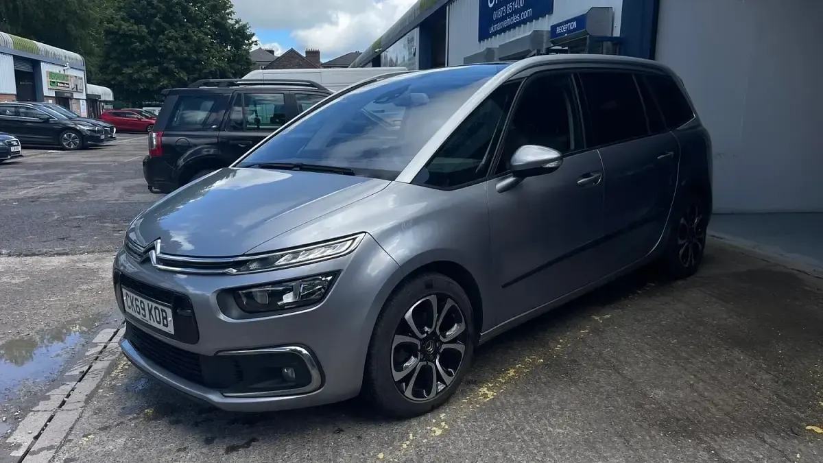 Used Citroën Grand C4 Picasso Feel 130 HP (95 kW) 2019 Grey MPV