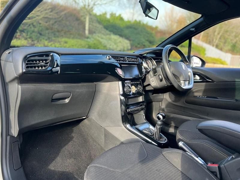 Used DS Automobiles DS3 2018 Cream Hatchback