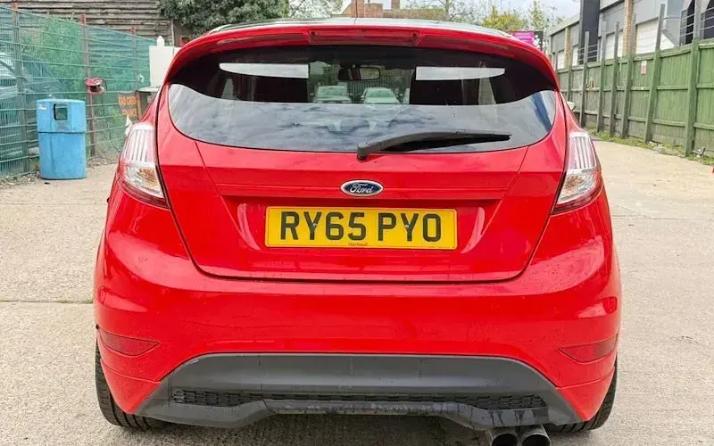 Used Ford Fiesta Zetec 140 HP (102 kW) 2016 Red Hatchback