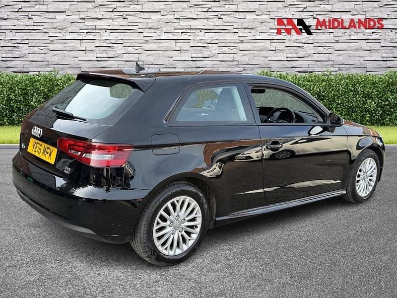 Used Audi A3 110 HP (80 kW) 2016 Black Hatchback