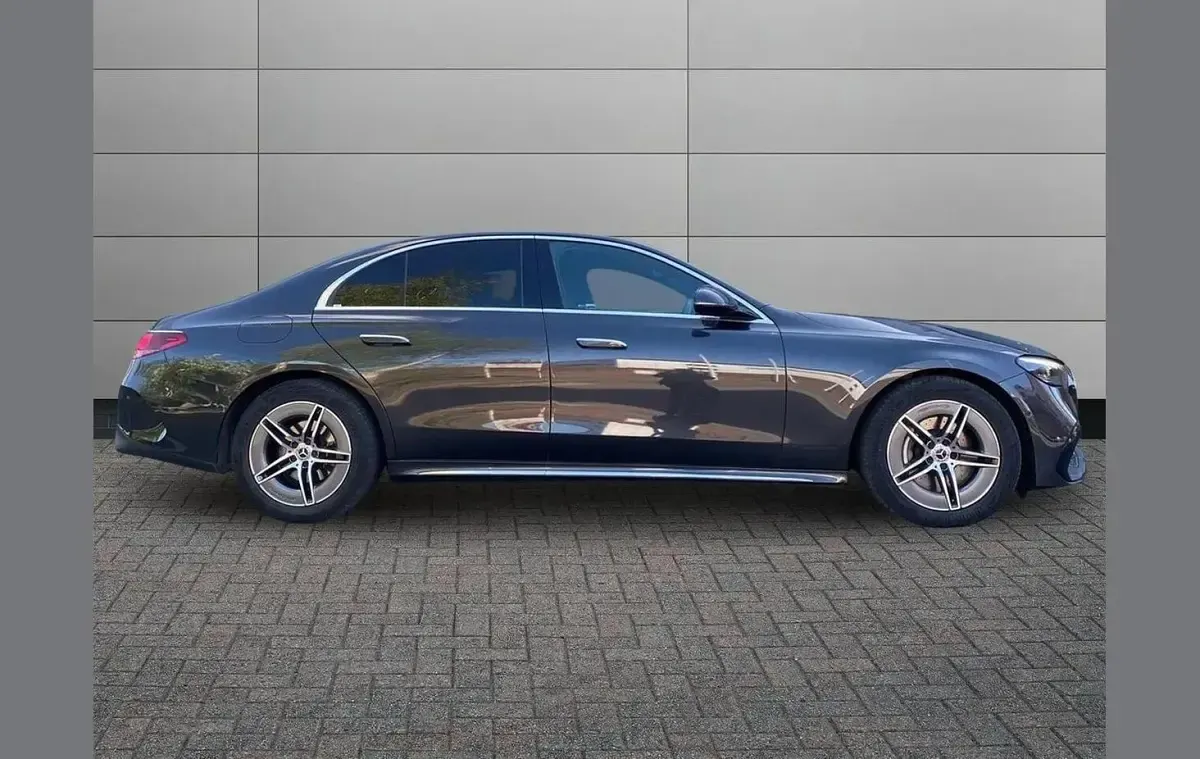 Used Mercedes E200 AMG line 204 HP (150 kW) 2025 Grey Sedan