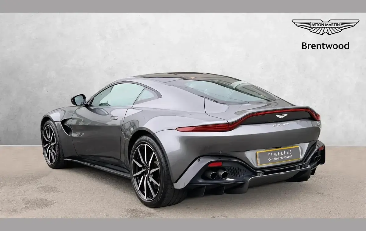Used Aston Martin Vantage 510 HP (375 kW) 2018 Silver Coupe