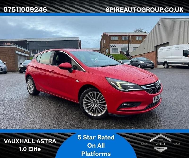 Red Used 2016 Vauxhall Astra Elite Hatchback | £4,295 (Fair price) - Image 1/4