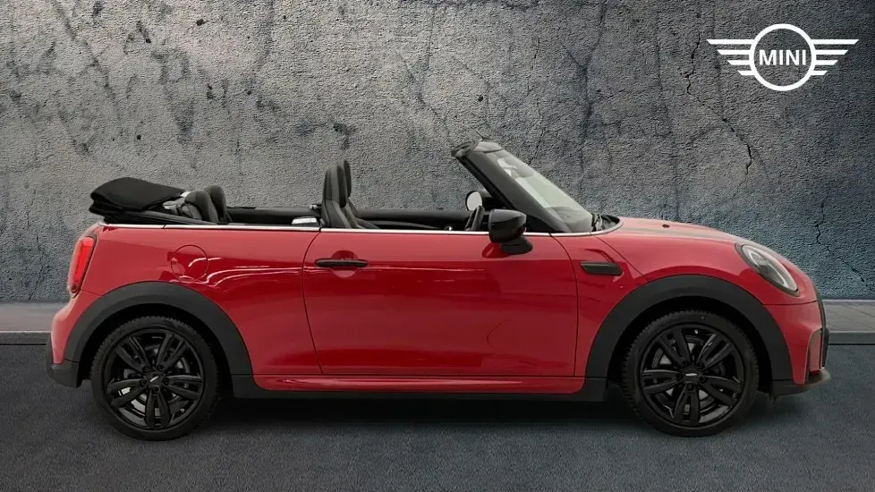 Used Mini Cooper Cabriolet Sport 134 HP (98 kW) 2023 Red Cabriolet