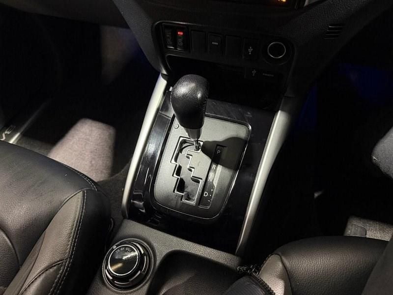 Used Mitsubishi L200 178 HP (130 kW) 2019 Black Pickup