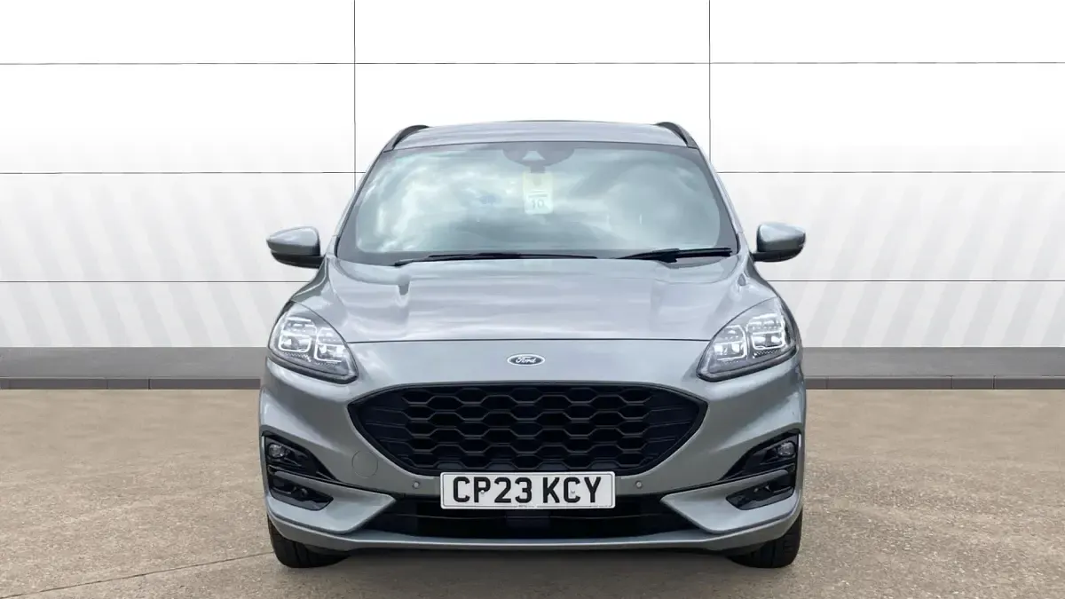 Used Ford Kuga ST-Line 190 HP (139 kW) 2023 Silver SUV