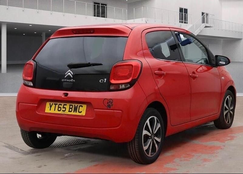 Used Citroën C1 Flair 68 HP (50 kW) 2015 Red Hatchback
