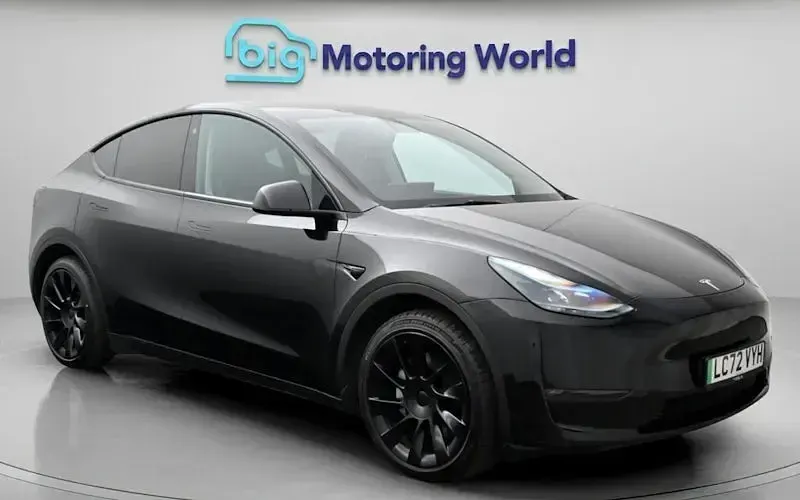 Used Tesla Model Y Long Range AWD 378 kW (514 HP) 2022 SUV