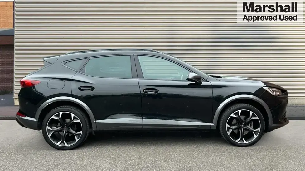 Used Cupra Formentor 150 HP (110 kW) 2024 Midnight black SUV